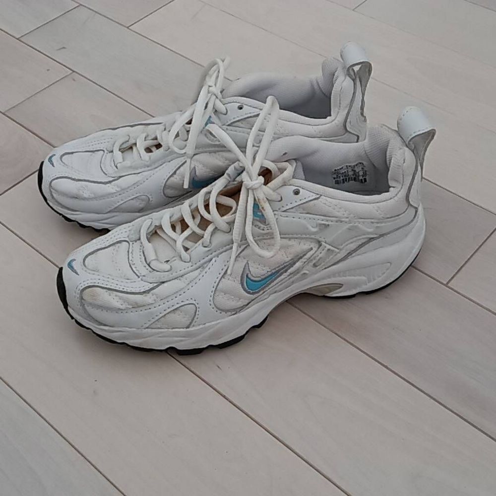 Nike Women's Xccelerator Tr Lace-up Sneakers Shoes White Size 6